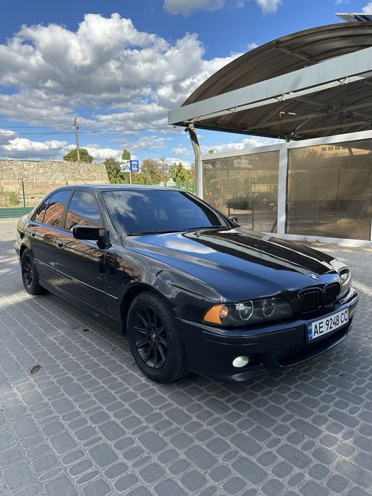 Bmw e39 3.5 v8 автомат