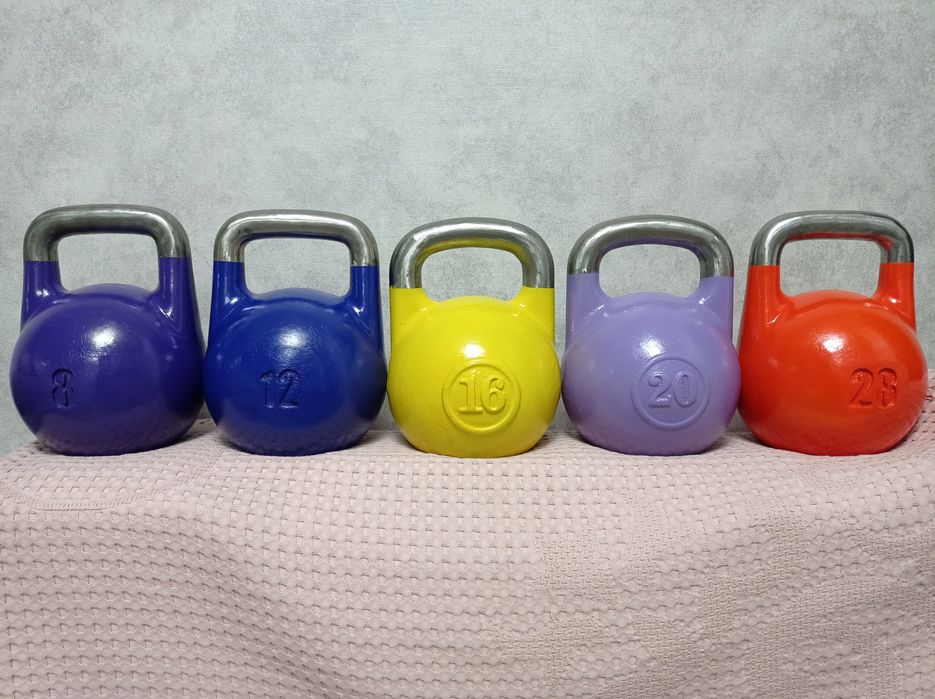 Соревновательные гири 4,6,8,16,20,22,24,26,28,30,32,34,36,38,40 кг