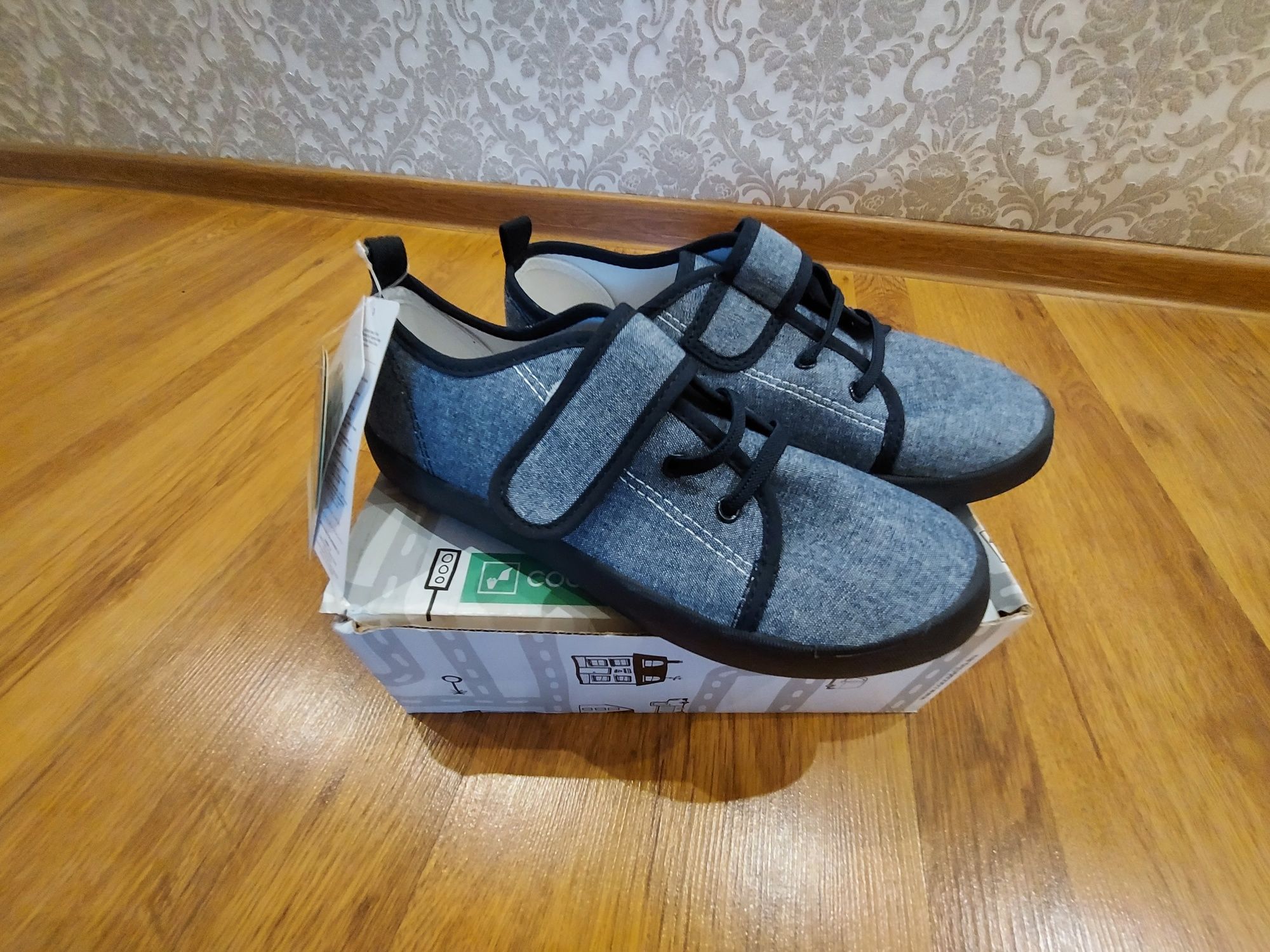 Buty tenisówki 35 nowe