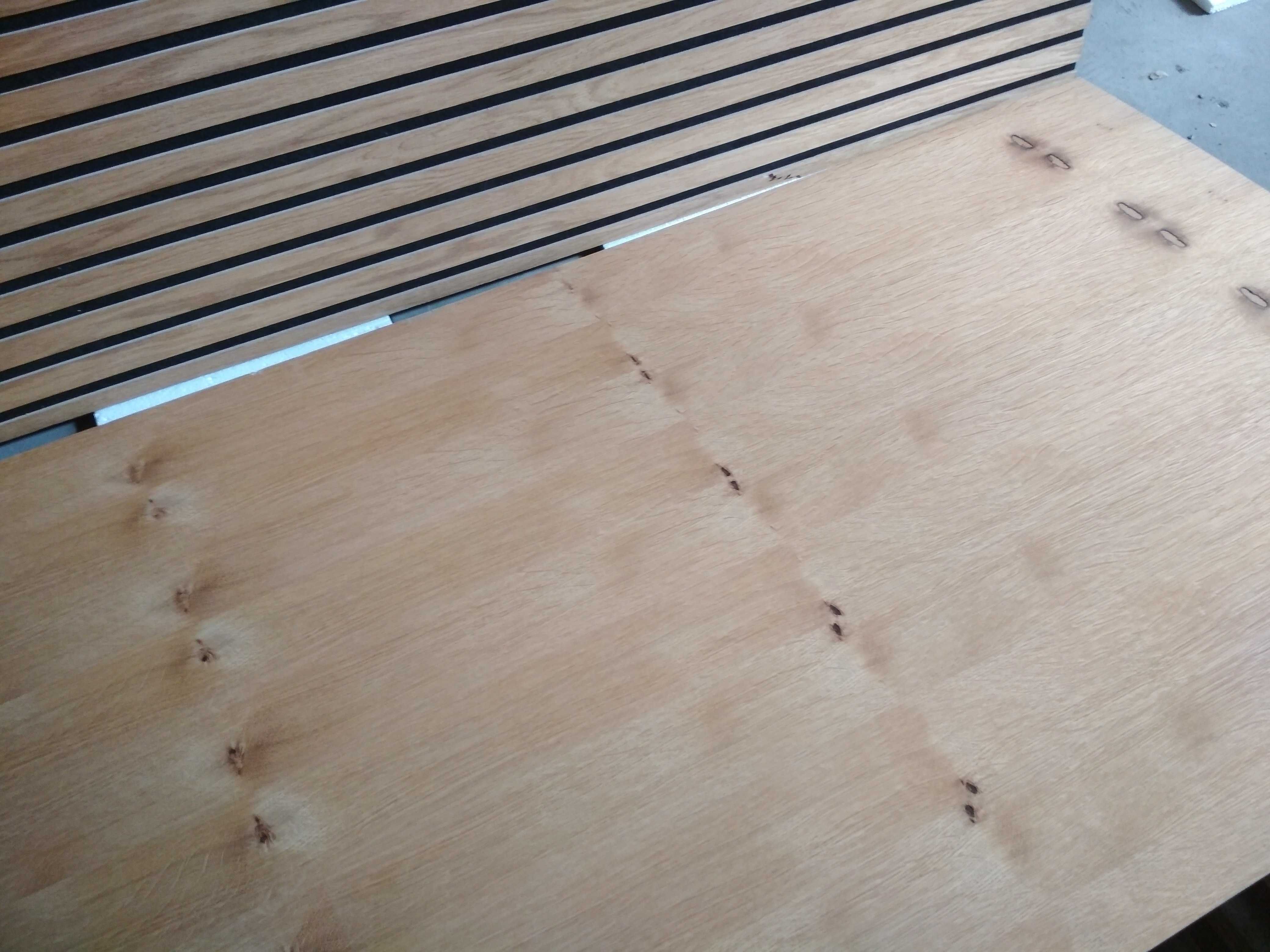 Lamele 3D fornirowane dębem 96x 220 cm uszkodzony dwustronne