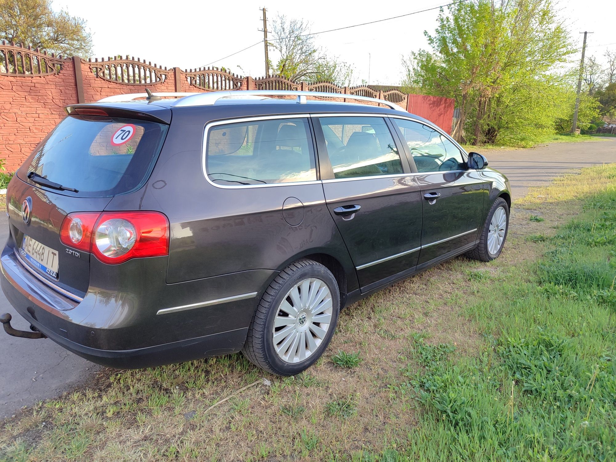 Volkswagen Passat B6 2006 2.0 дизель АКПП