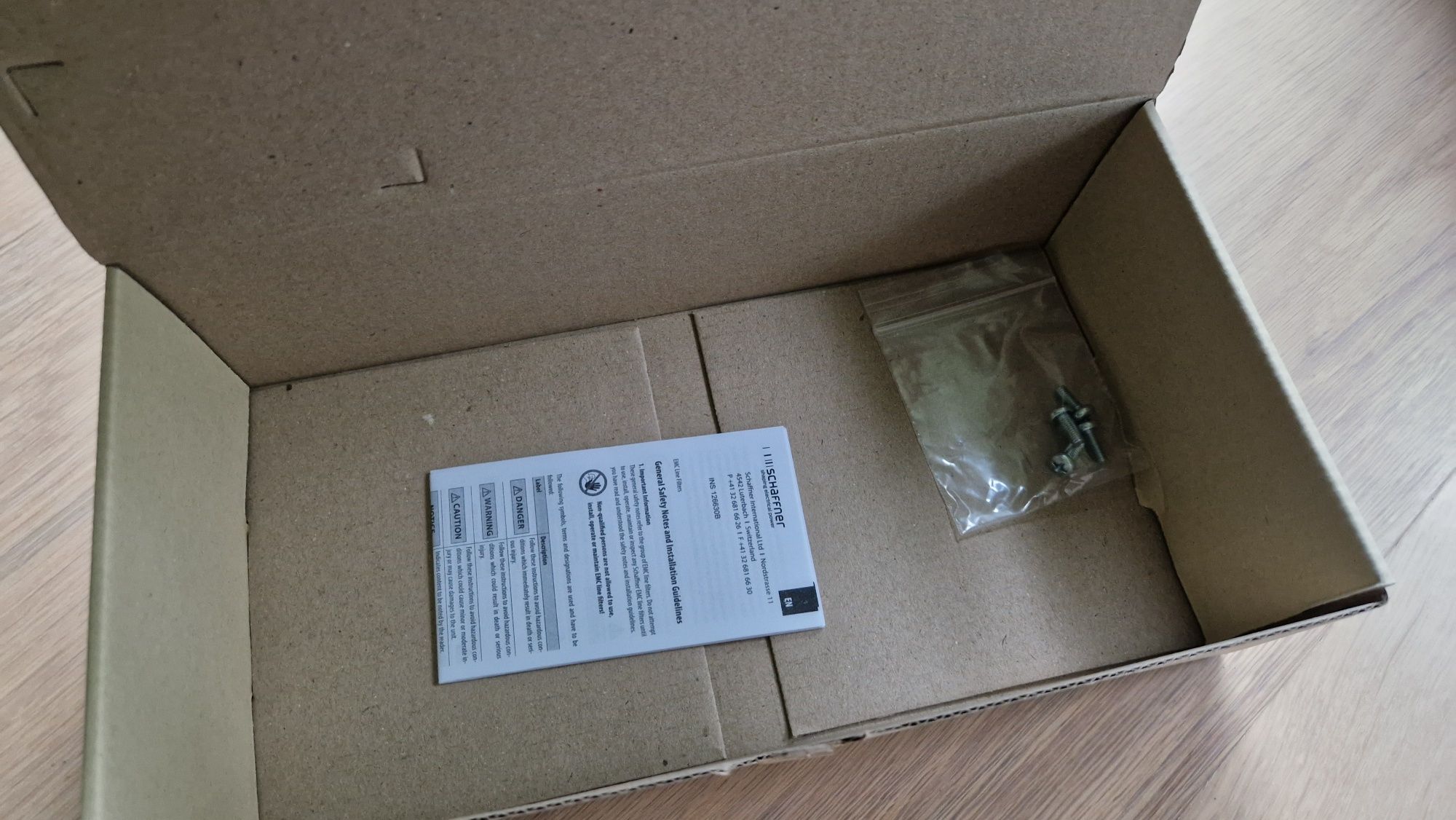 Filtr sieciowy RFI 3 fazy 3kW 10A 400VAC AX-FIM3010-SE-V1 Schaffner