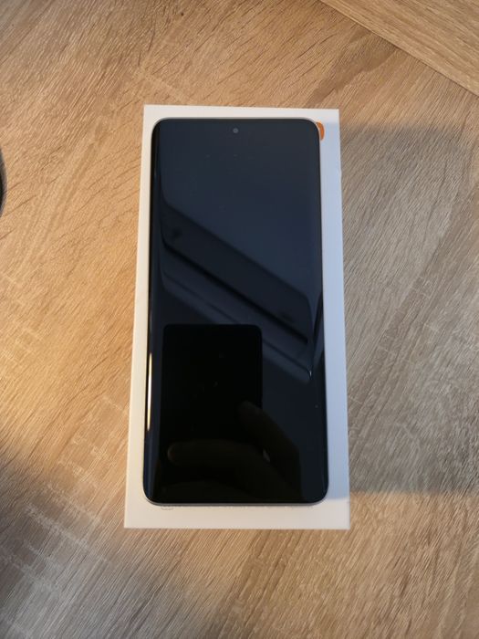 Redmi Note 13 pro+ 5G Mystic Silver
