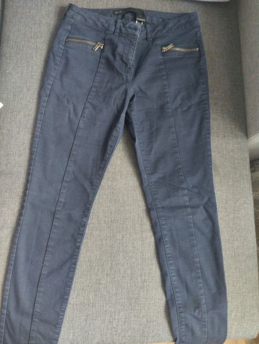 Маю багато речей на 40-42розмір