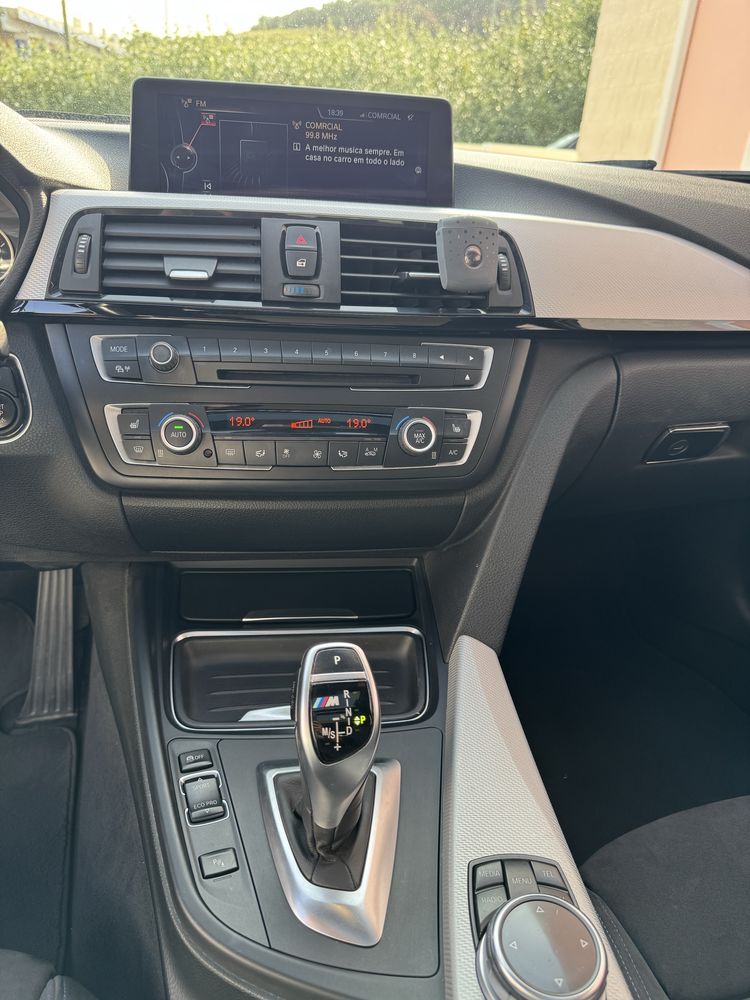BMW 320d Touring Pack M