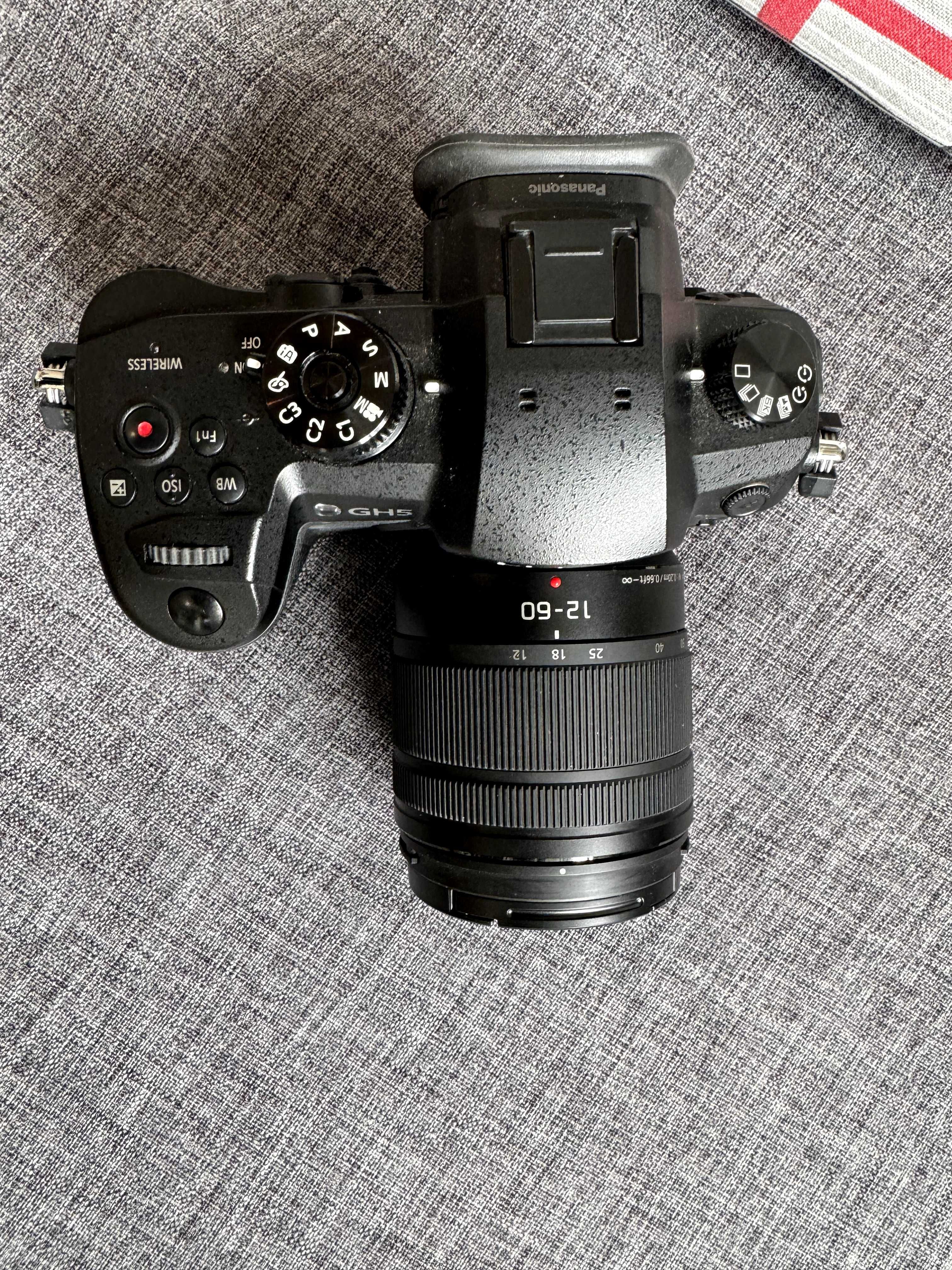 Фотоапарат Panasonic Lumix GH5 + Lumix Vario 12-60mm F1:3.5 - 5.6 ASPH