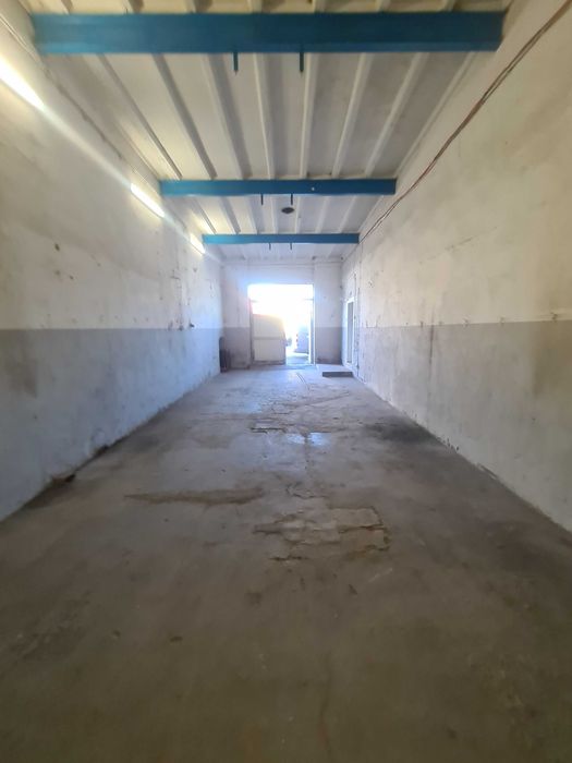 Magazyn z biurem i wc 80,5 m2 Tychy