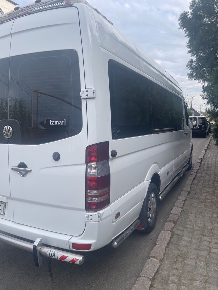 Микроавтобус Фольцваген Crafter