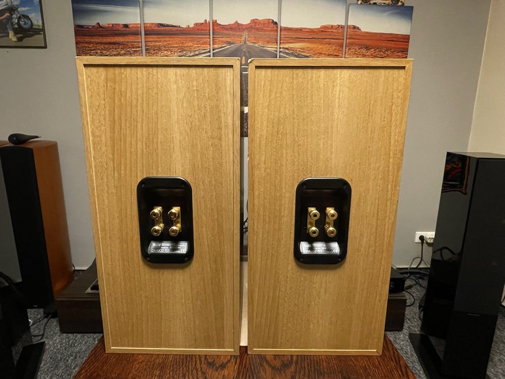 Kolumny podstawkowe monitory Bowers & Wilkins DM602 S3