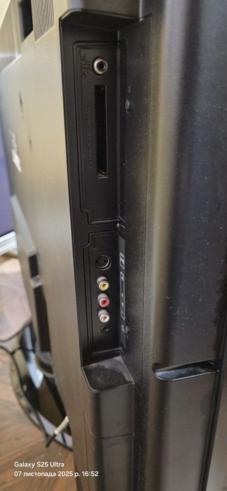 Теоевізор Hitachi 42