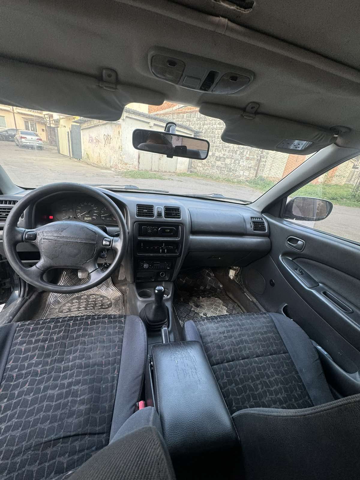 Mazda 323 f ba Бампер.