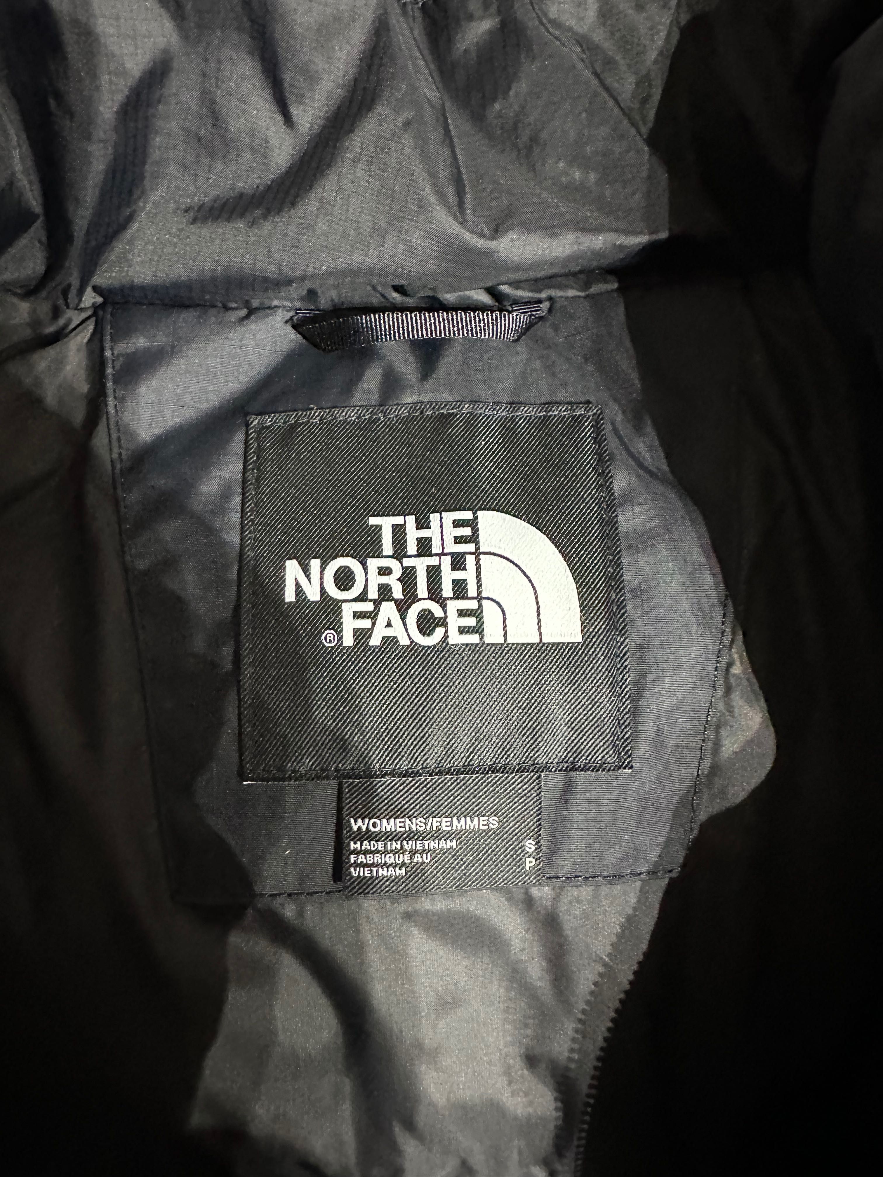 Продам женский пуховик The North Face, р. S.