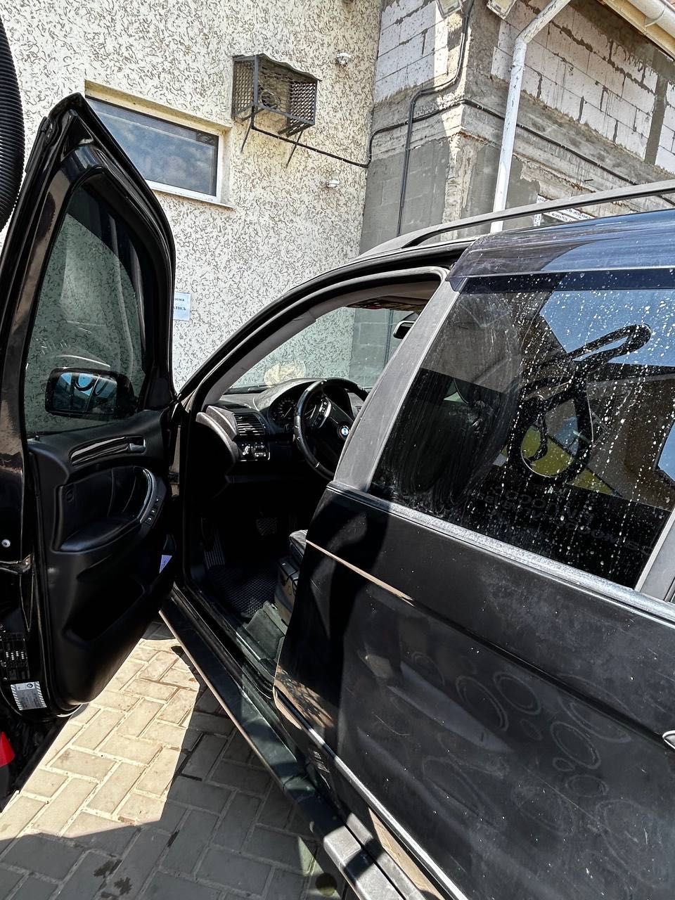 Продам власний автомобіль