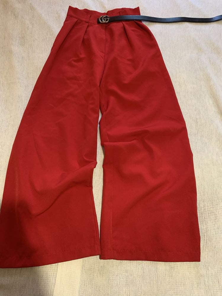 Червоні брюки палаццо розмір s