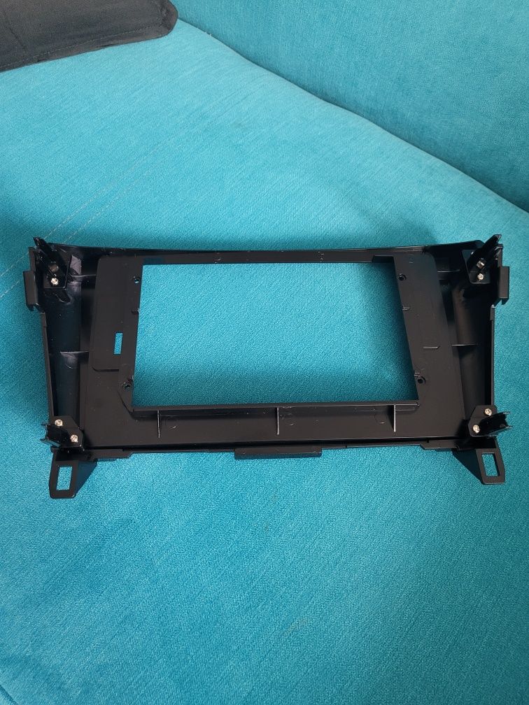 Ramka do radia android Qashqai j11  10 cali