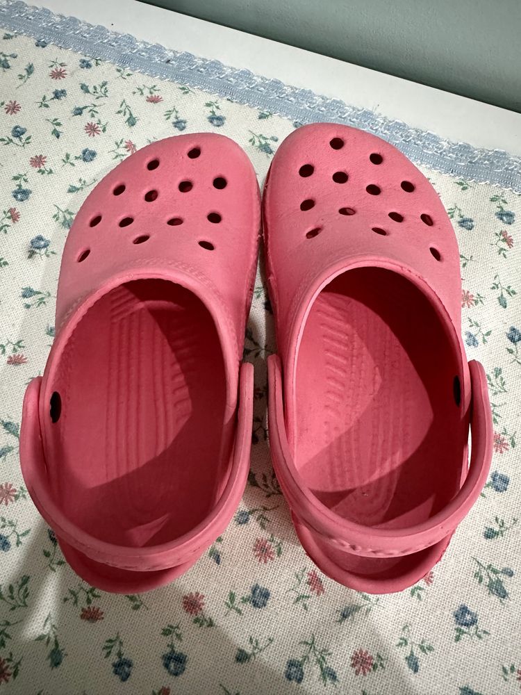 Różowe klapki / chodaki Crocs 10/11 17.5cm