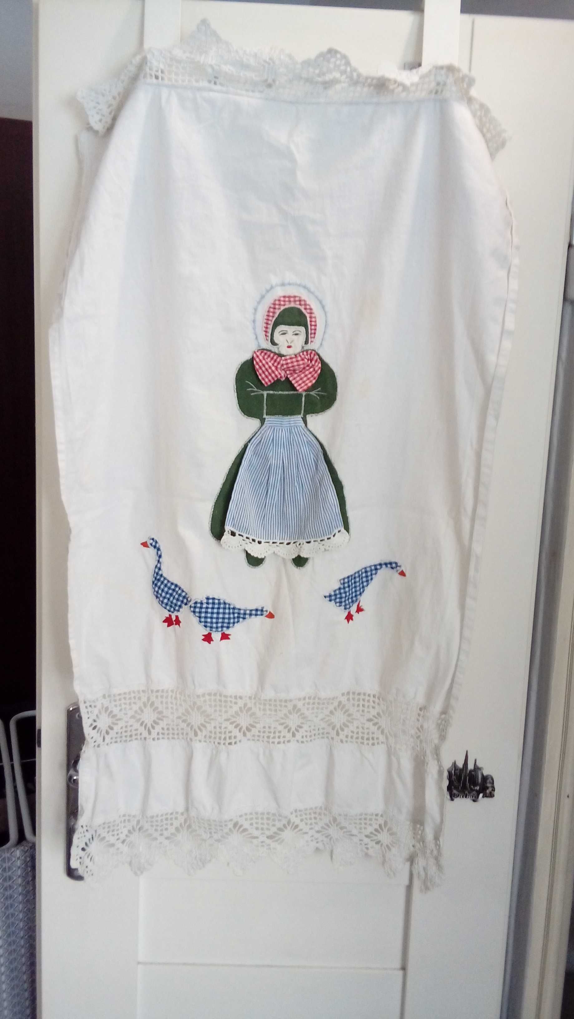 Makatka stara ręcznie haftowana