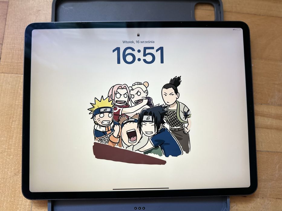 iPad Pro 12.9 (3. Gen 2018), 256 GB, etui z klawiaturą + rysik