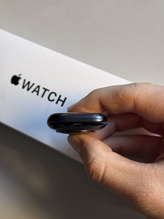 Apple watch SE 2 44mm Midnight