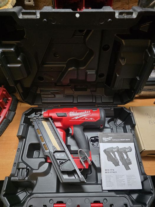 Gwoździarka Milwaukee M18 FFN