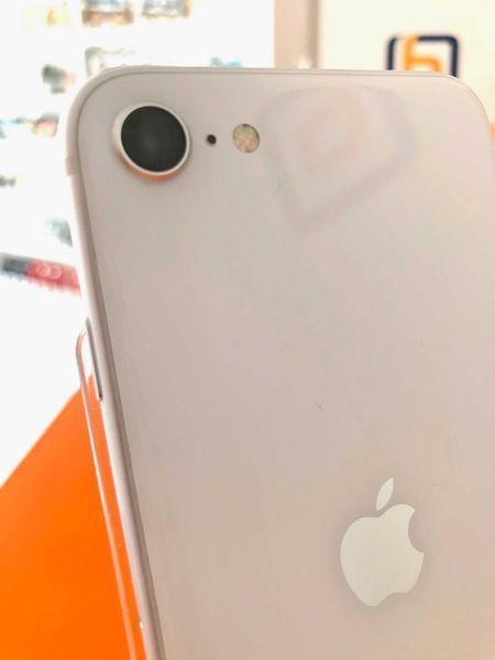 iPhone SE 2020 64GB Branco A - Garantia 3 Anos