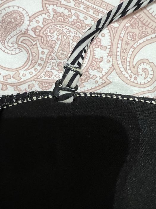 Top e cuecas de biquini