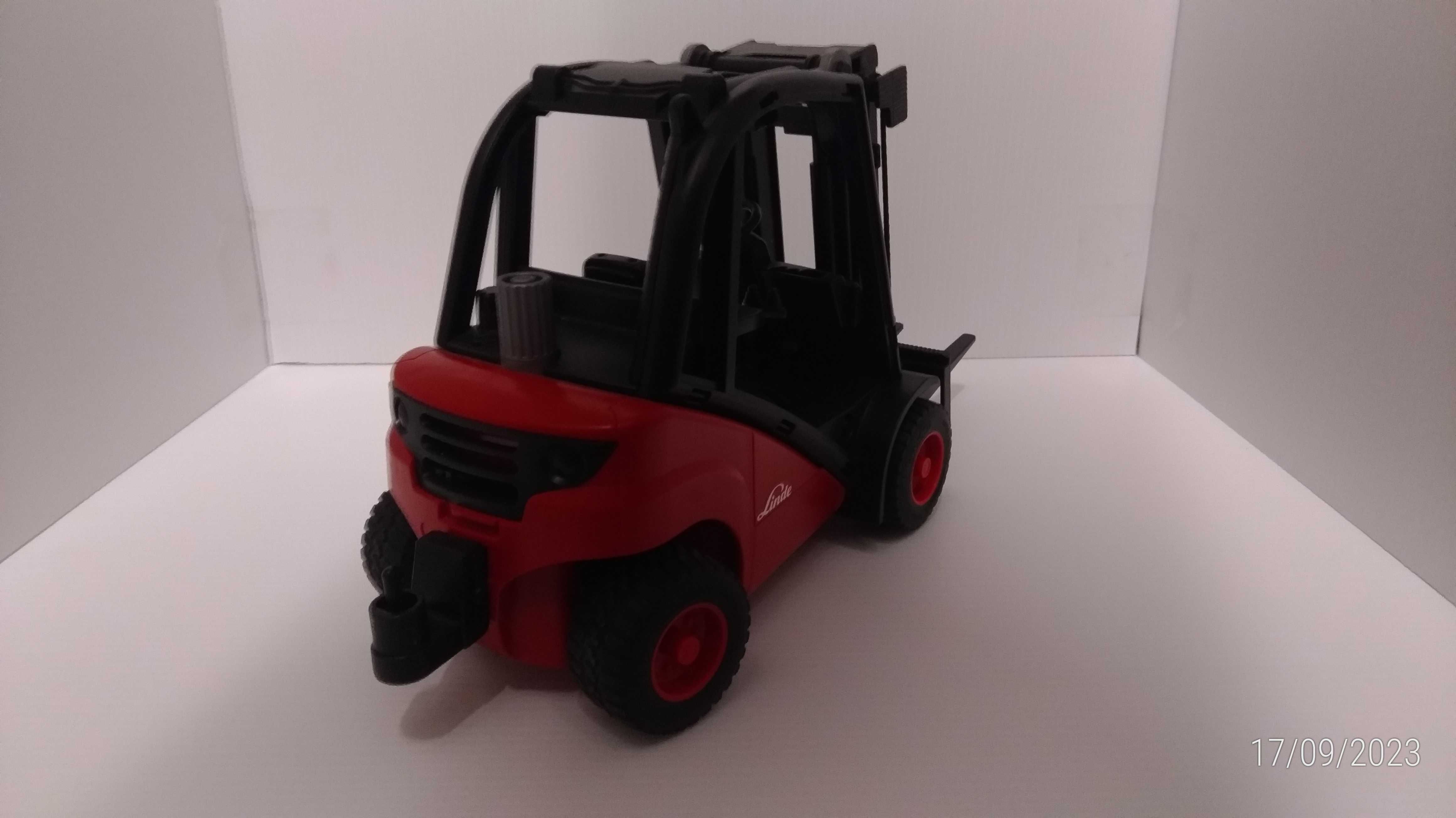 Bruder empilhador 1/16