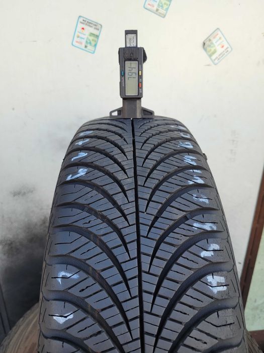 175/65/15 Goodyear Vector 4Seasons GEN-2  8mm 4szt