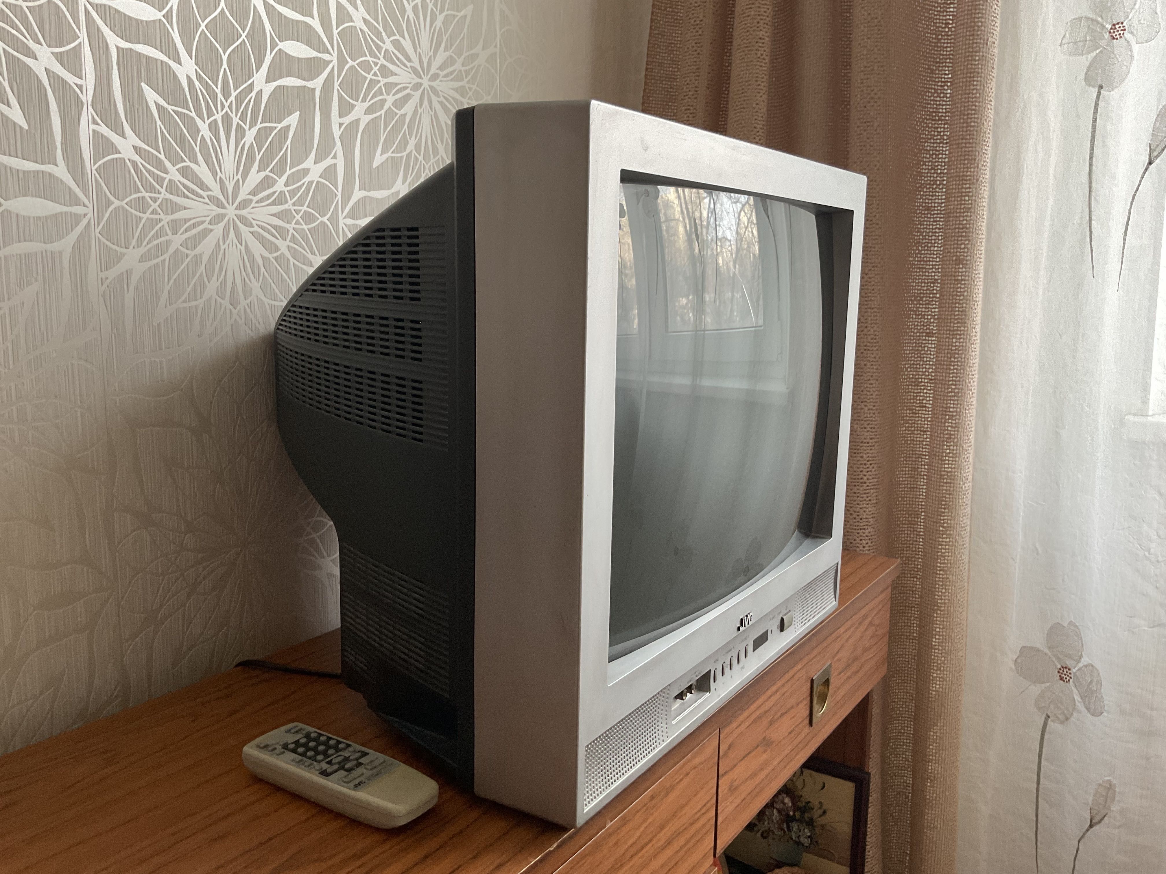 Телевизор JVC.Японской сборки.