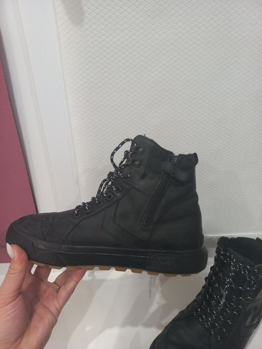 Взуття на підлітка 38 розмір NEXT