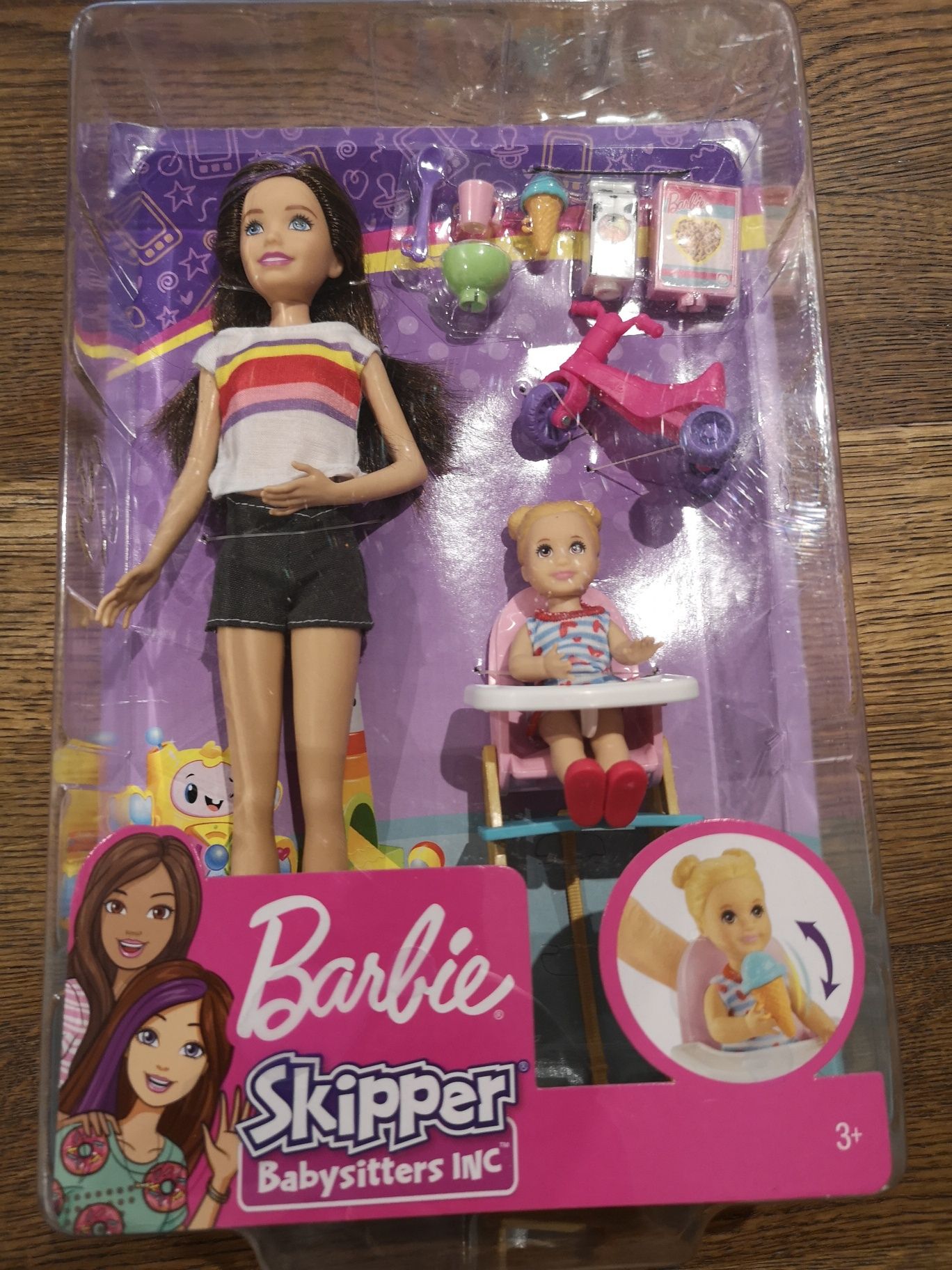 Nowy zestaw Barbie Skipper babysitter opiekunka karmienie