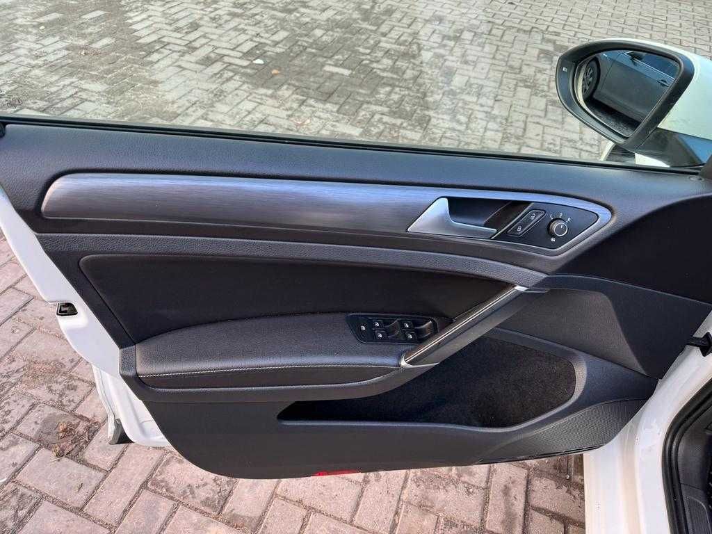 Продам VW E-Golf VII