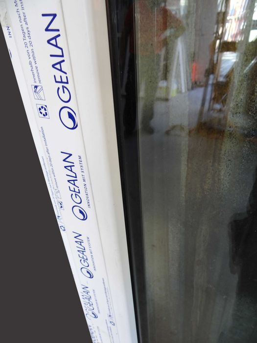 1x Antracyt Gealan 9000 (171,5x229) Niski próg okno tarasowe