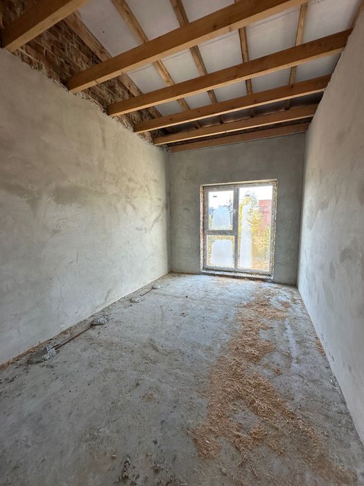 Терміново продаж триплексу