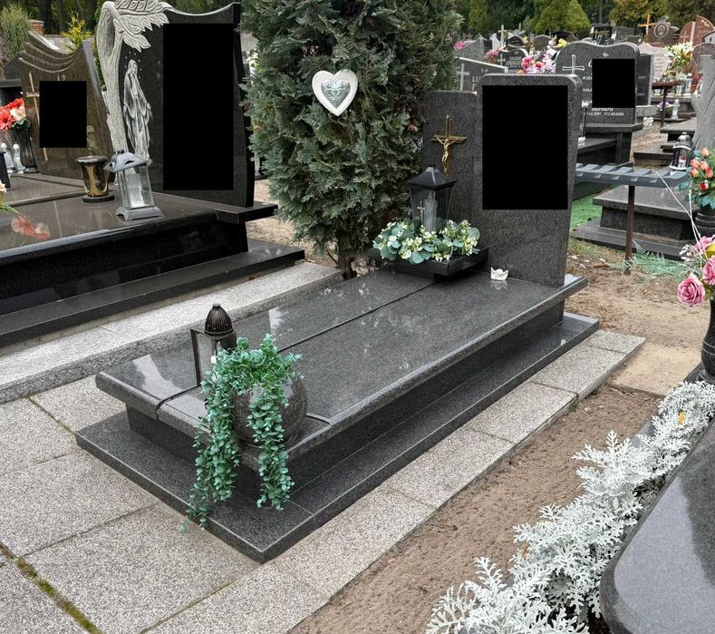 Nagrobek/Pomnik przeznaczony do demontażu -granit