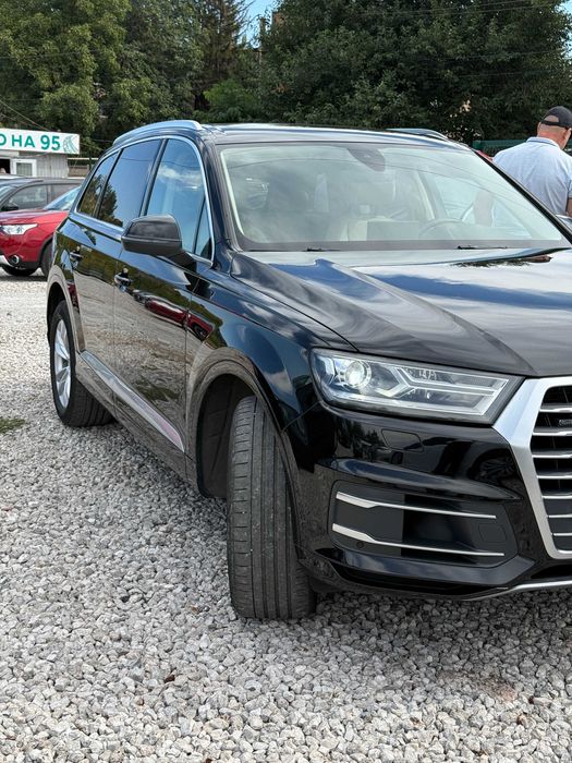 Продам Audi Q7 2017 рік можлива розстрочка,кредит!