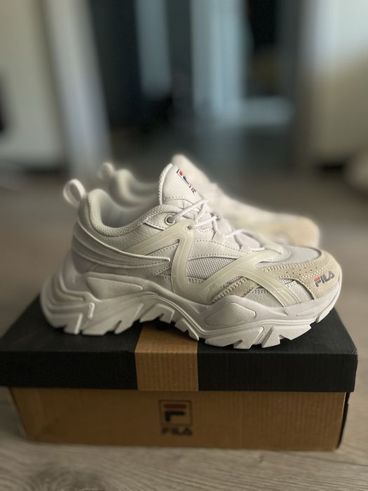 Кросівки жіночі Fila 38 розмір