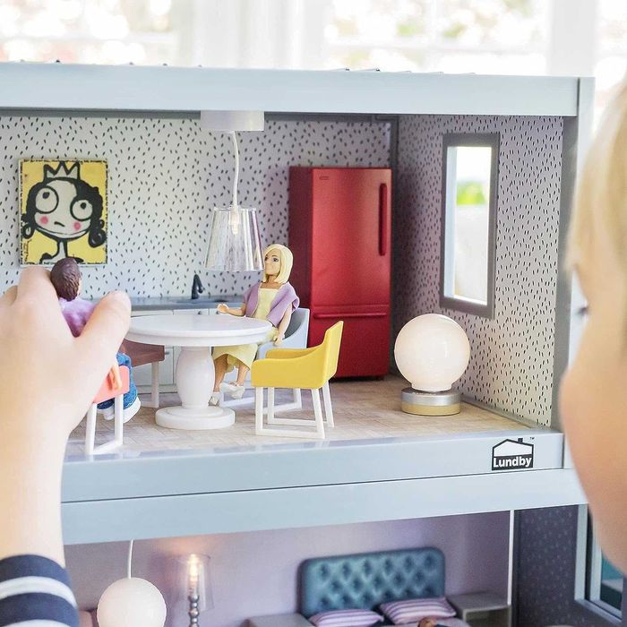 Drewniane meble do domu dla lalek 1:18 P299