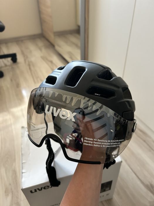Kask rowerowy UVEX Finale Visor