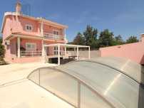 Moradia T4 Isolada com Logradouro e Piscina na Quinta de Valadares ...