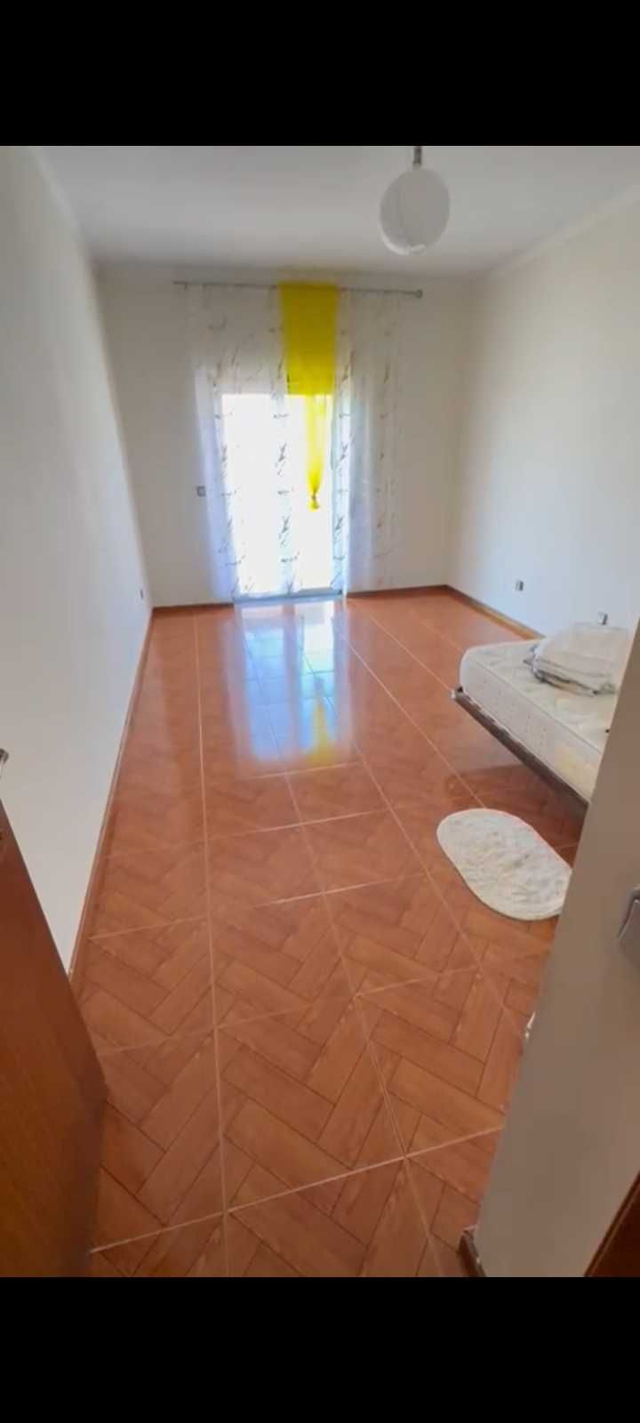 Quarto para alugar em Ourém