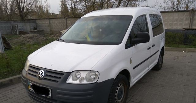 Запчасть на Volkswagen Caddy