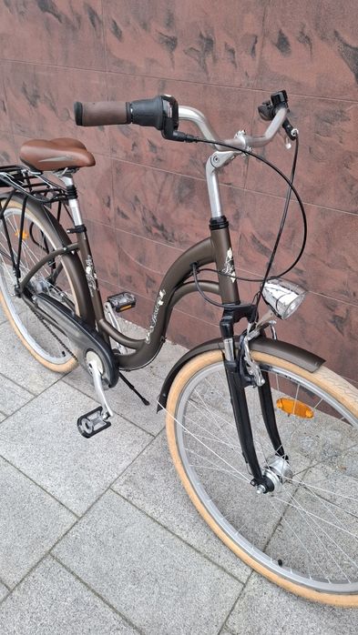 Rower miejski Alu  Damka koła 28 ,  Nexus 7 , Prądnica panasonic