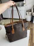 Skórzana torebka shopperka Michael Kors Voyager