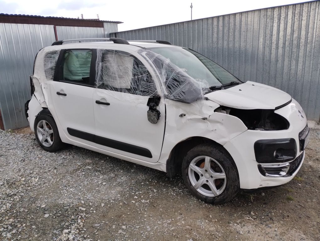 Citroen C3 Picasso 2010r benzyna 1.6 - po wypadku