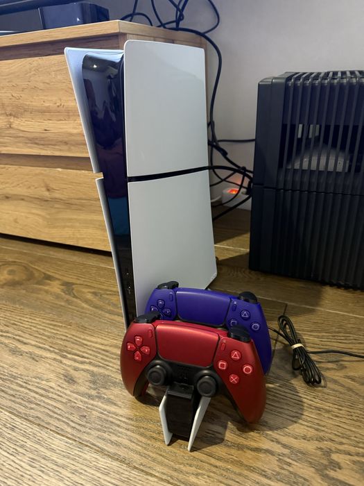 Ps 5 slim 3TB 2 gamepad