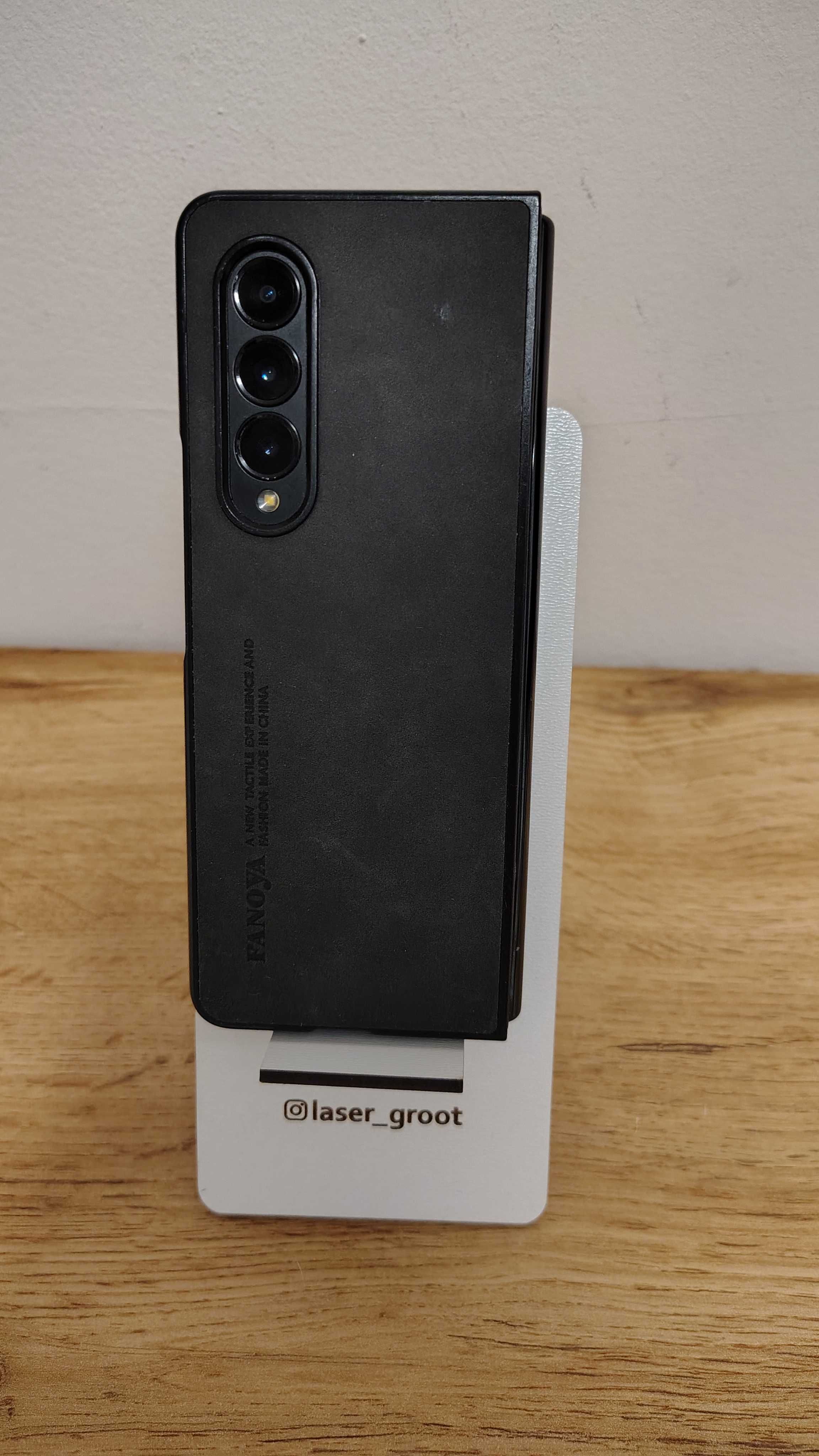 Samsung galaxy Z fold 3