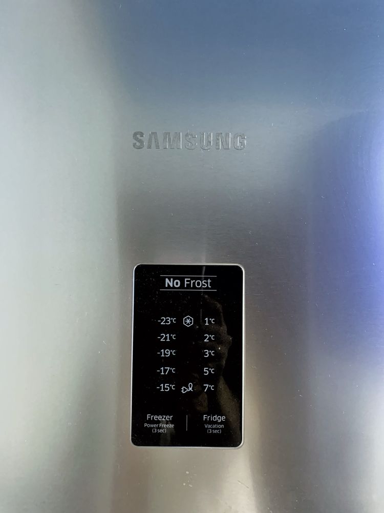 Холодильник Samsung No Frost