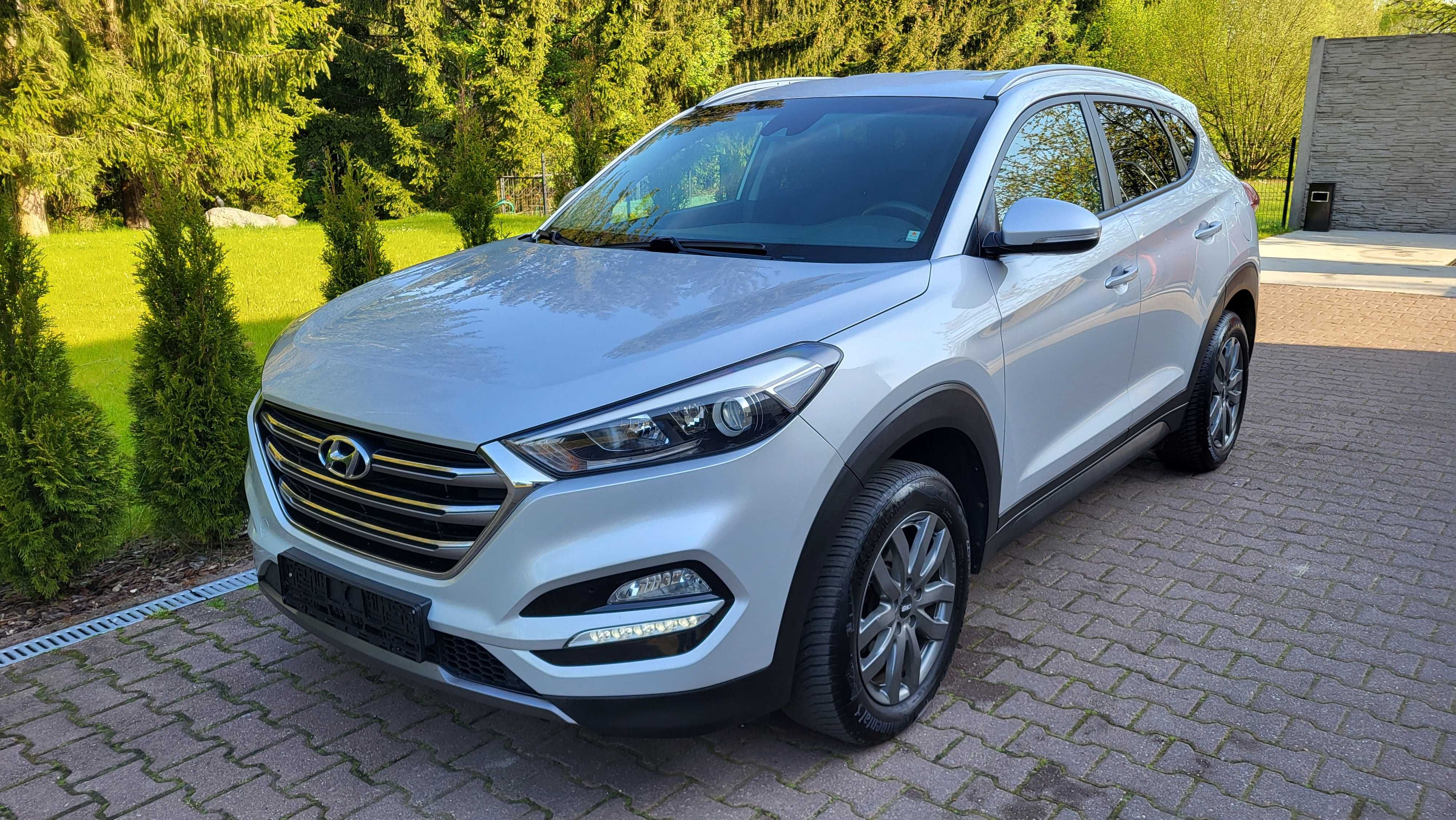 Hyundai_Tucson_1.7CRDi_LED_NAVI_Kamera_Oryginalny_Lakier_i_Przebieg !