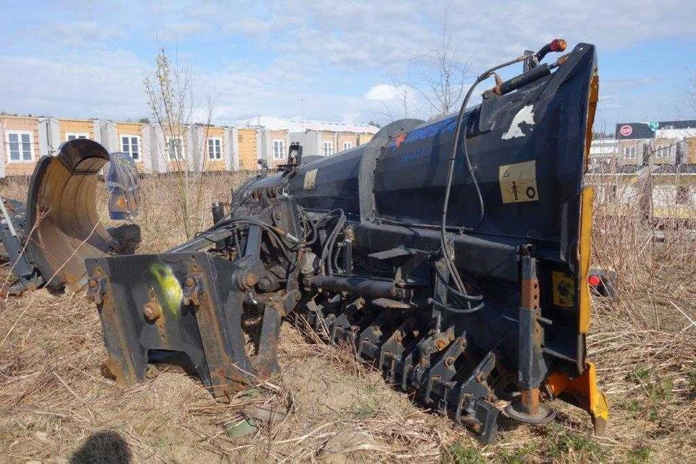 Pług do śniegu Tellefsdal 4000mm Schmidt odśnieżny hydrauliczny filmy